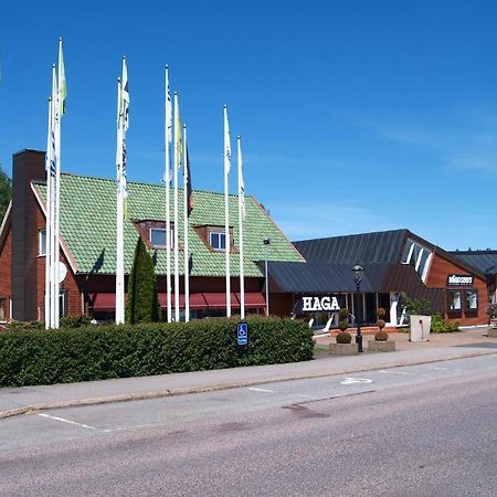 Haga Vaerdshus Hotel Hillerstorp Exterior photo